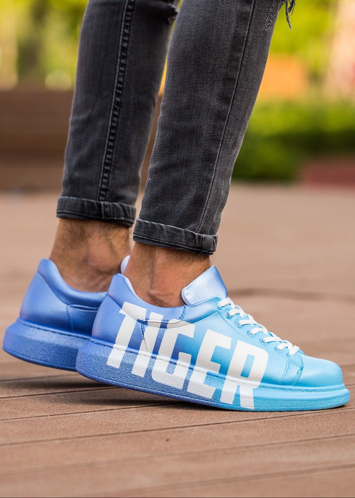 Men's Genova "Tiger"