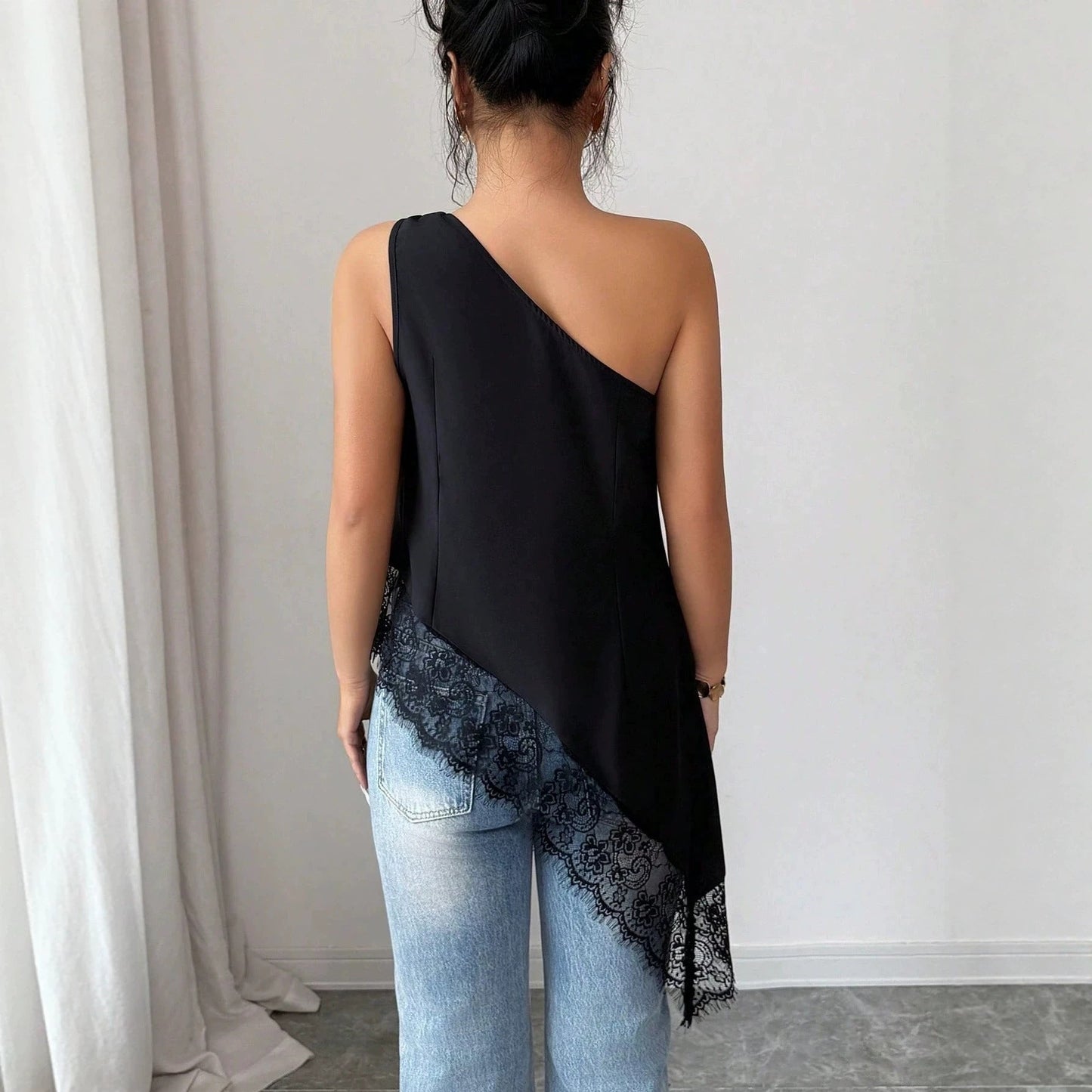 Off-Shoulder Metal Buckle Lace Patchwork Vest – Irregular Hem Loose Fit
