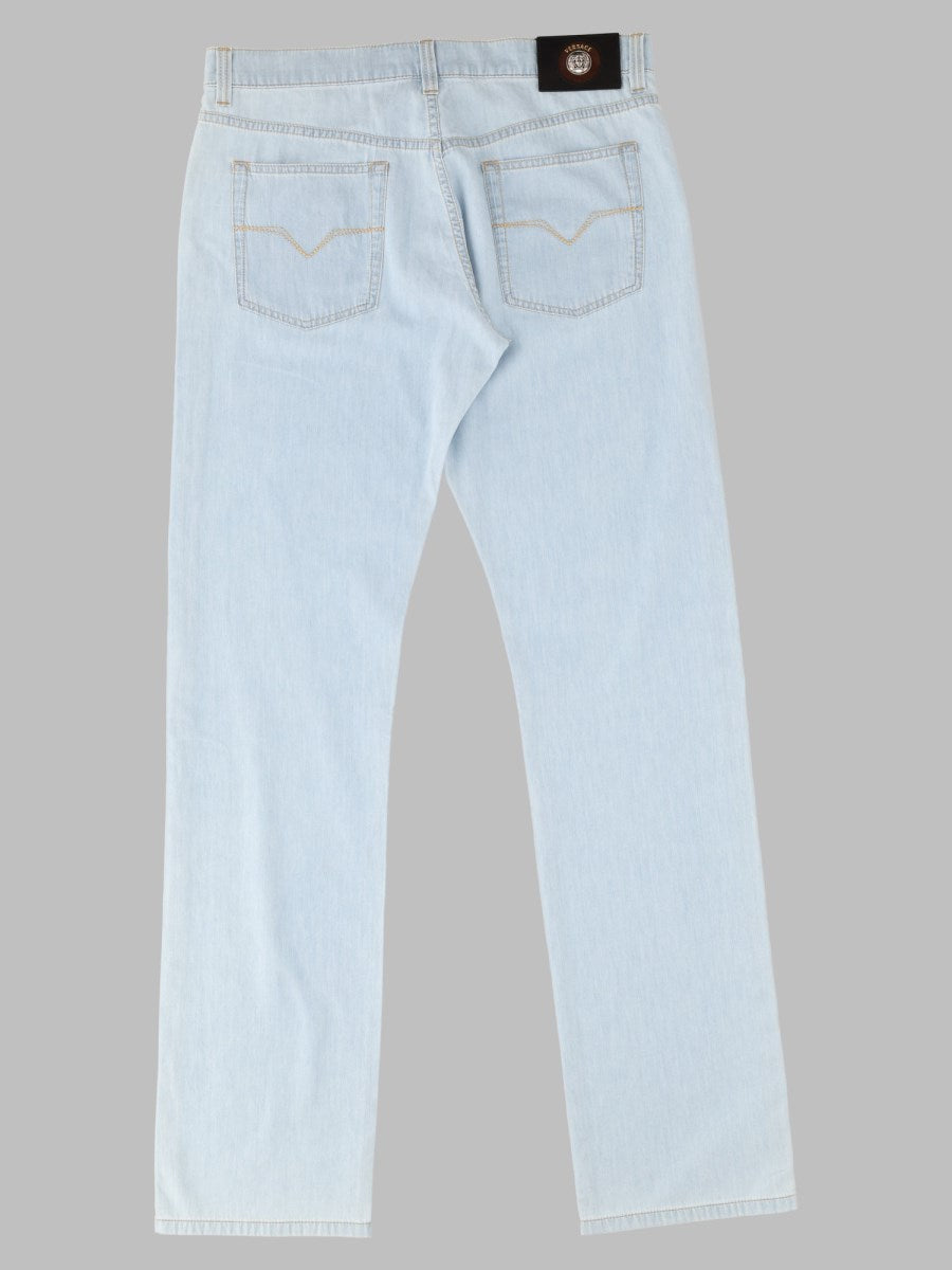 Straight Jeans in Pale Azure