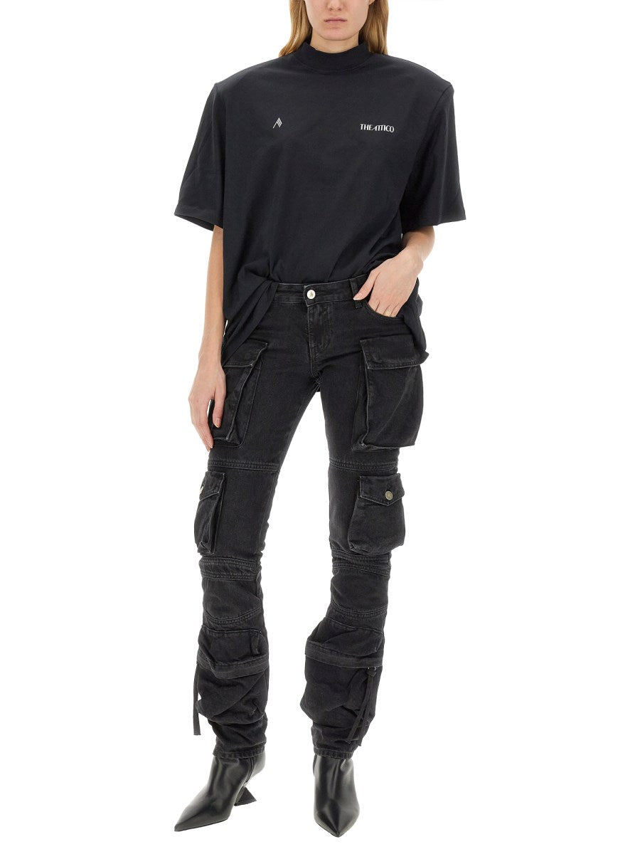 Low-Rise Cargo Jeans in Black