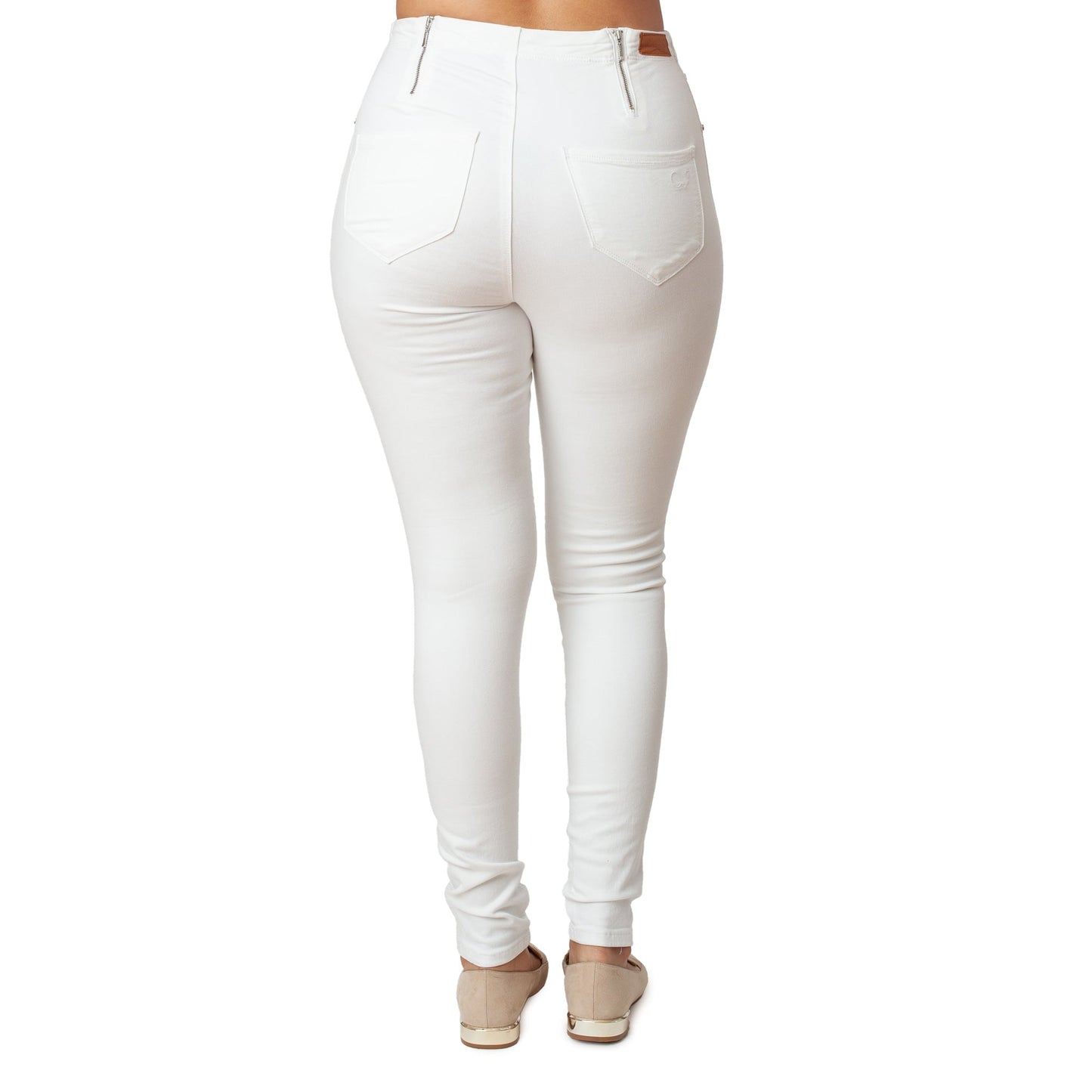 White Jeans Basic Signature Style