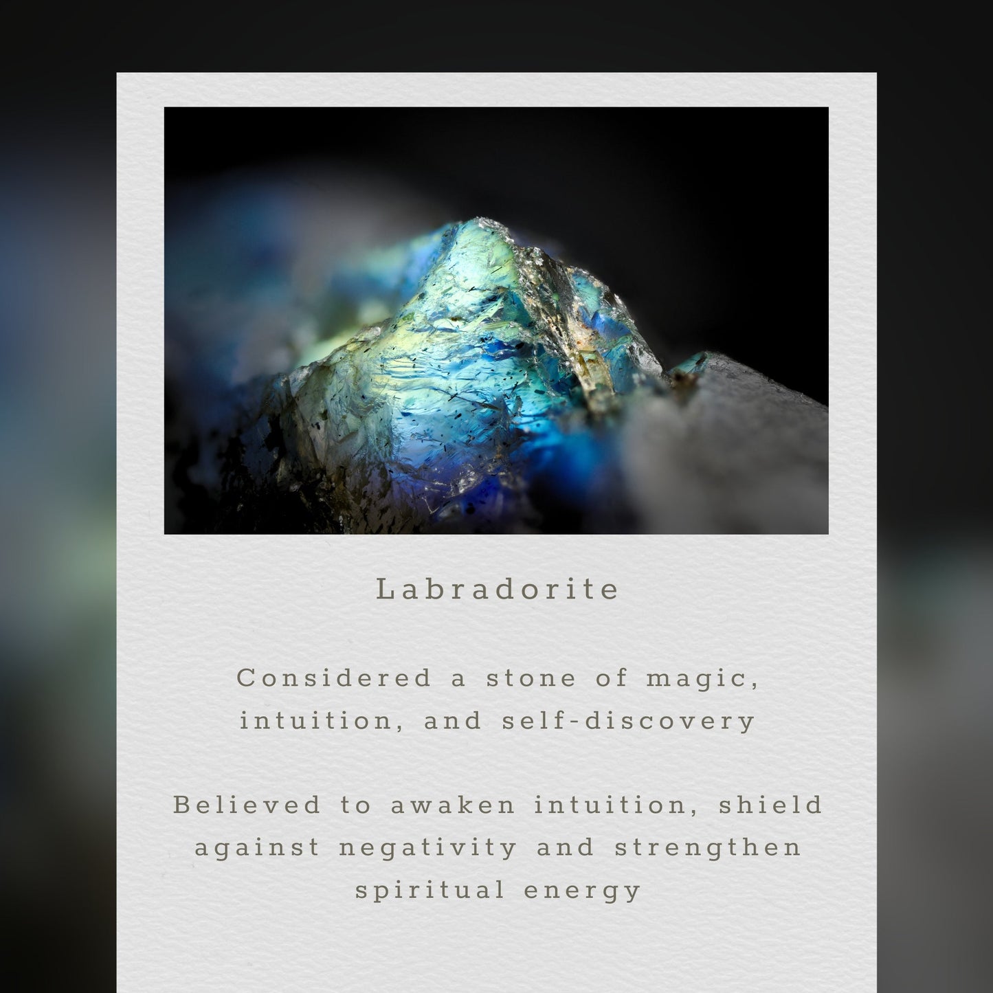The Ammil Necklace - Labradorite