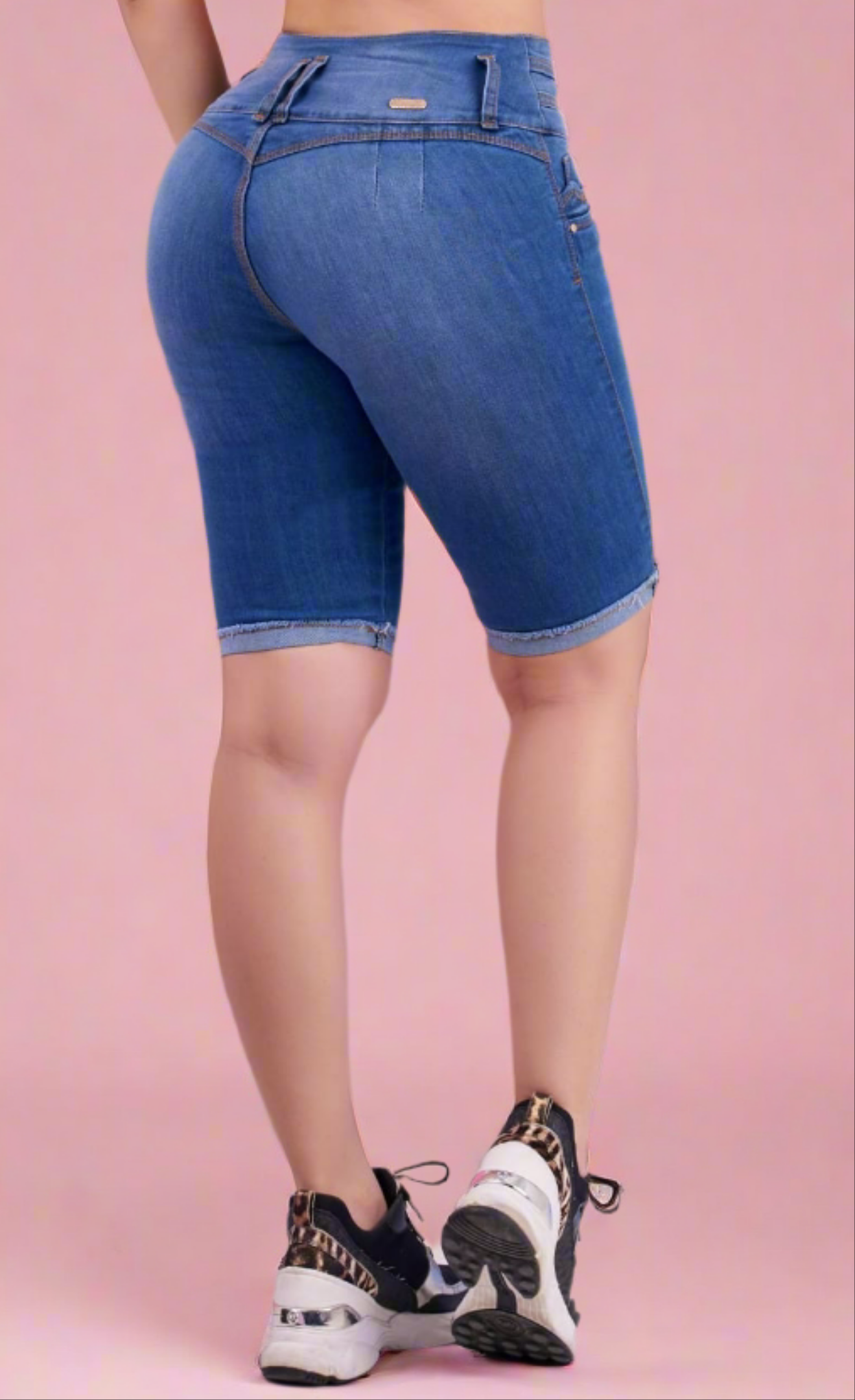 7036 100% Authentic Colombian Push Up CAPRI