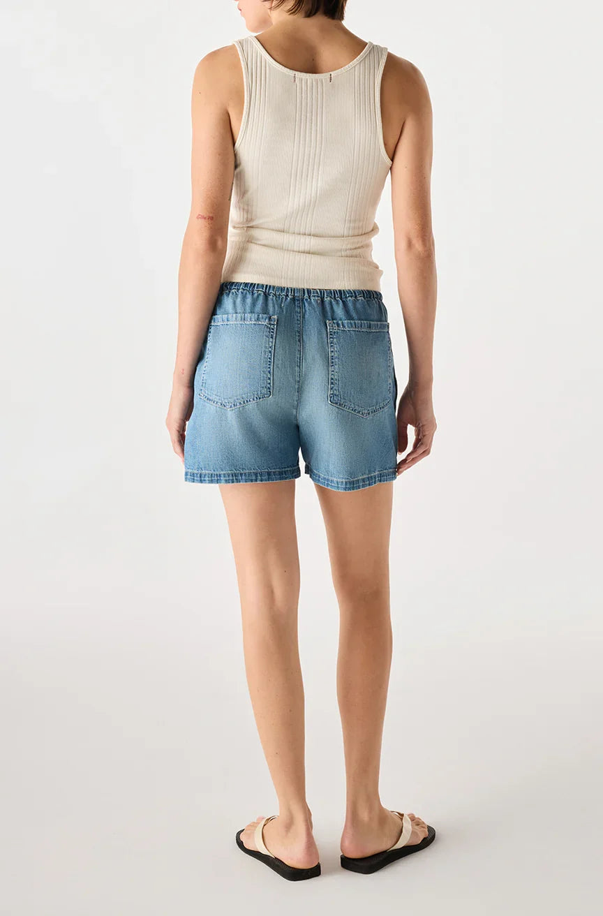 AMO Simone Short