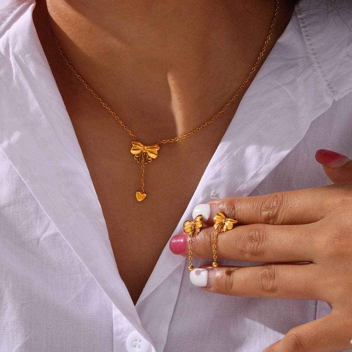 Trendsi Titanium steel gold bow necklace