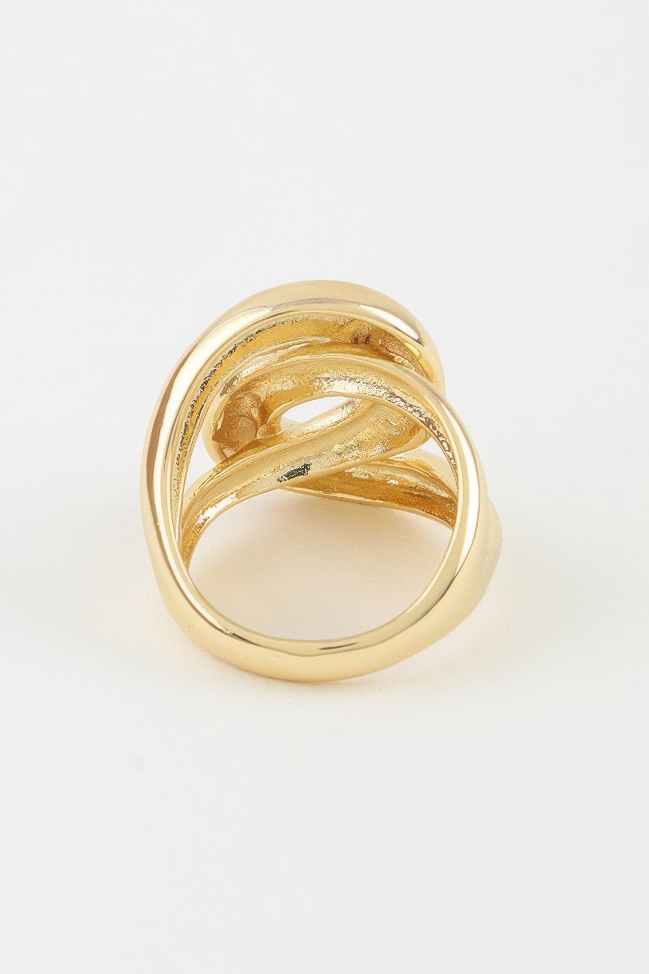 Women's Statement Ring Polished Interloop BYMANYC ® New York SLEEK GEOMETRIC TWIST BAND - New Collection