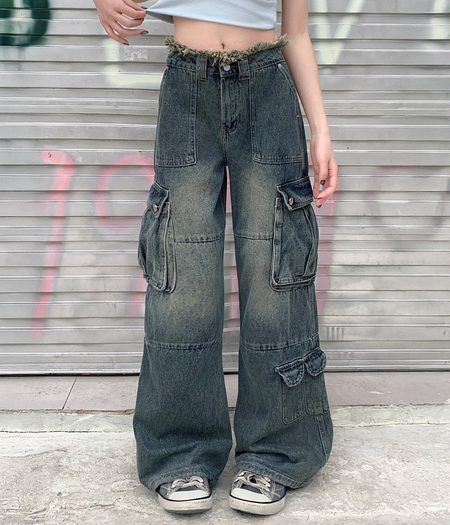 AZUL DISTRESSED CARGO DENIM
