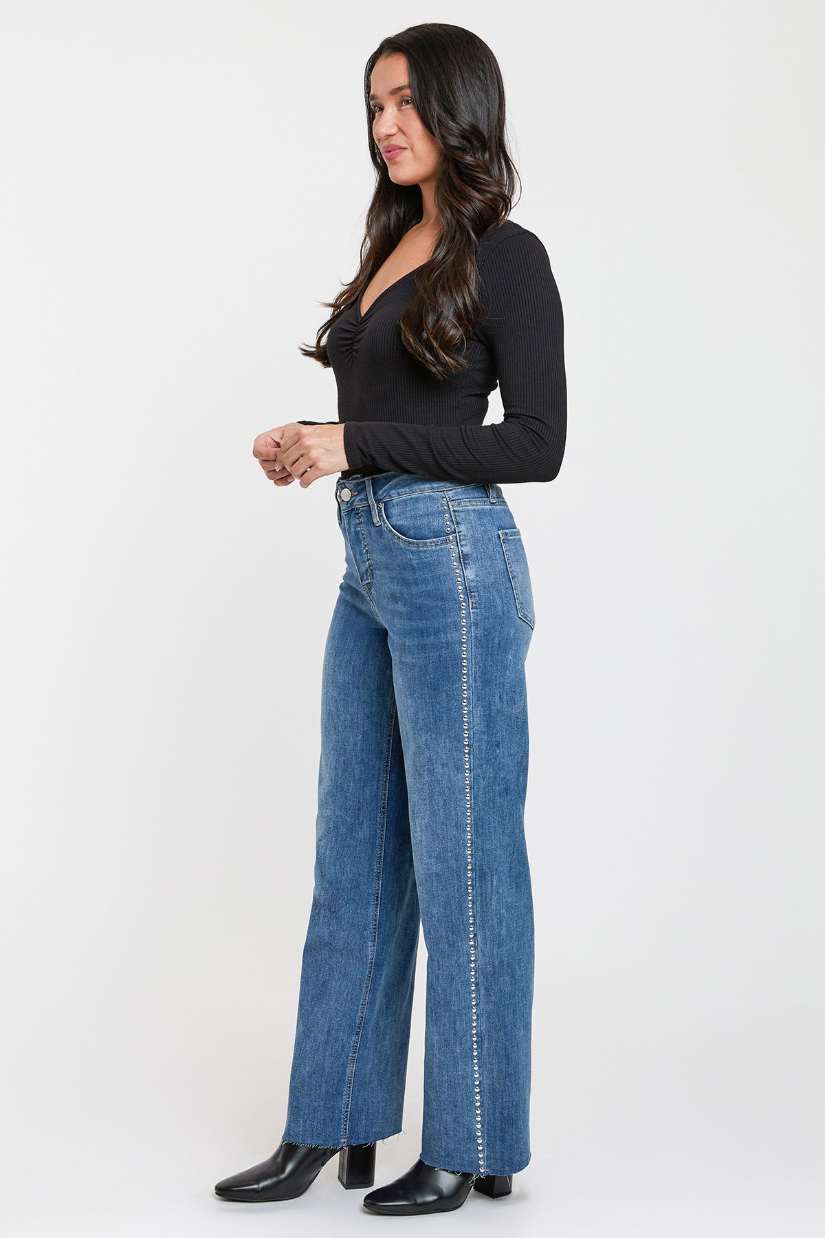 Women's Studded Wide Leg Jeans