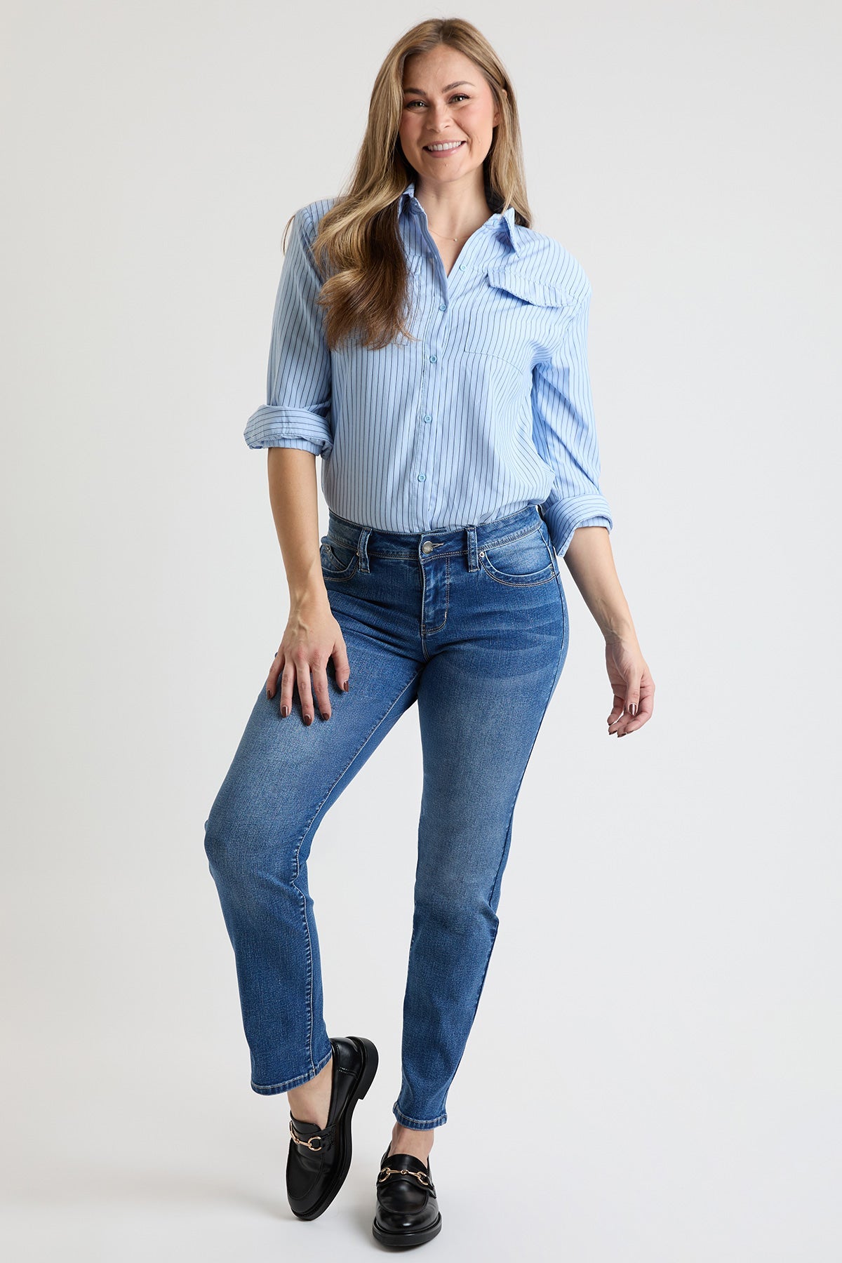 Women's High Rise Curve Confidence WannaBettaButt Straight Jeans