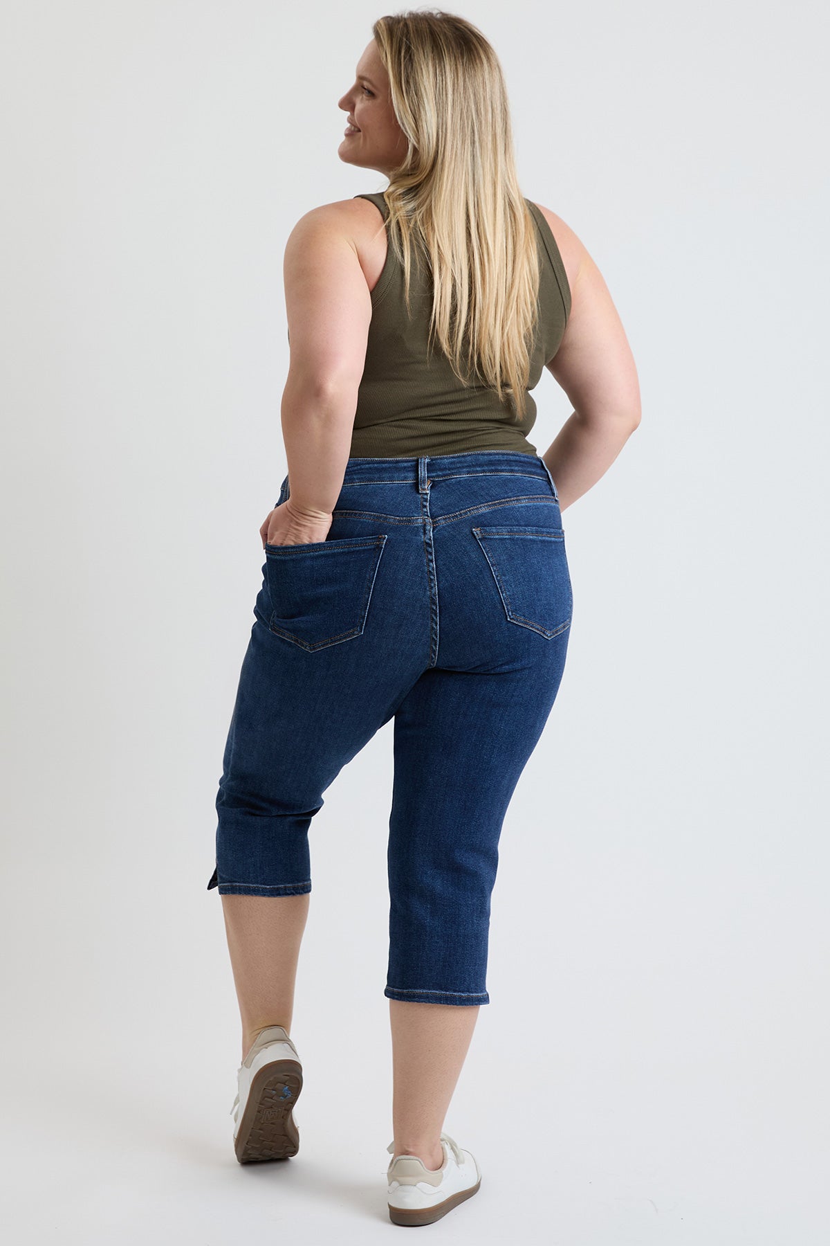 Women's Plus Premium Stretch Essential Capri