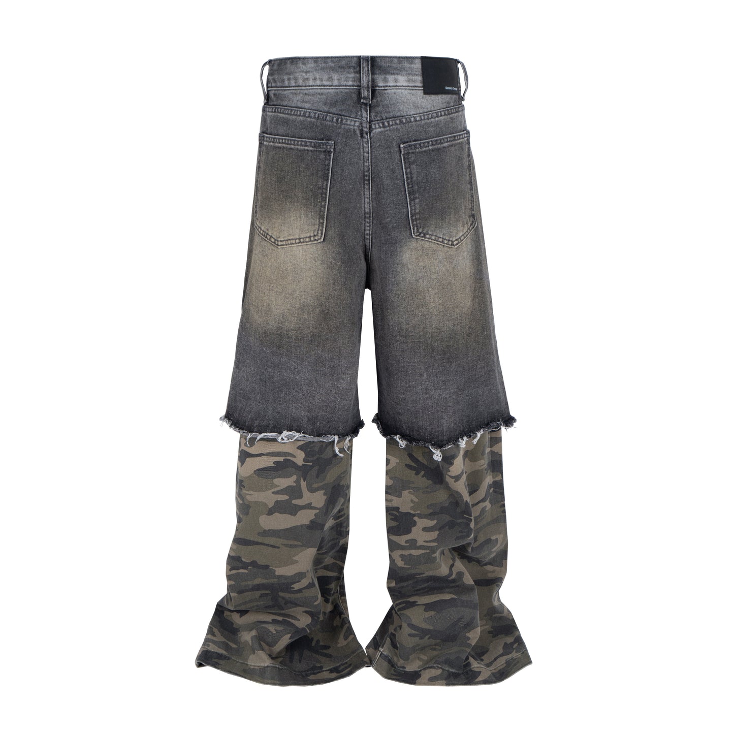 DISTRESSED SPLIT CAMO DENIM
