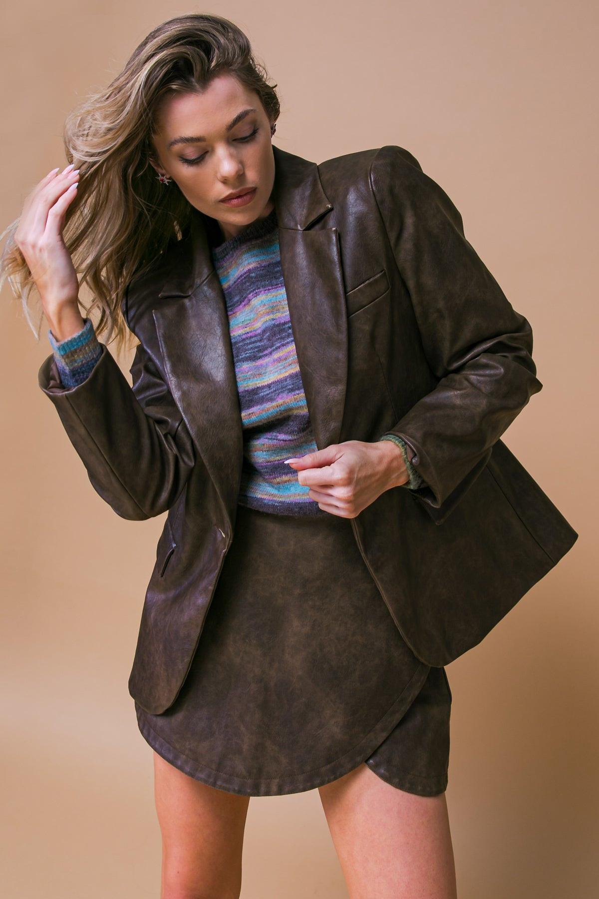 EXCEPTIONAL LOOK FAUX BLAZER