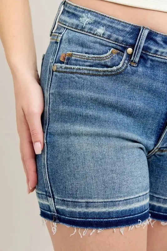 Trendsi Judy Blue Vintage Wash Women's Shorts Everyday Denim Shorts Tummy Control, Release Hem