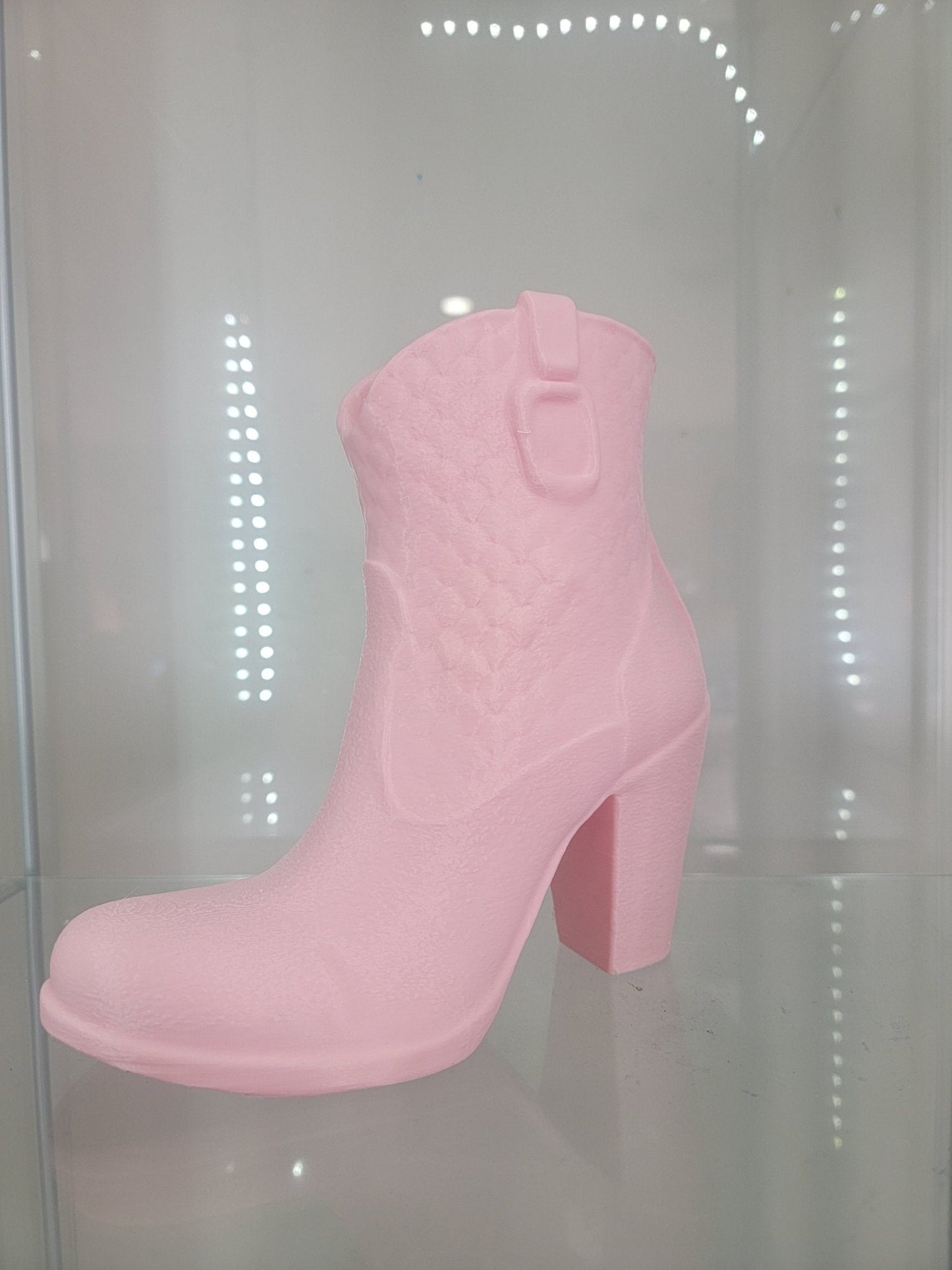 Pink Boot Makeup Brush Holder - Glamorous 3D-Printed Vanity Organizer