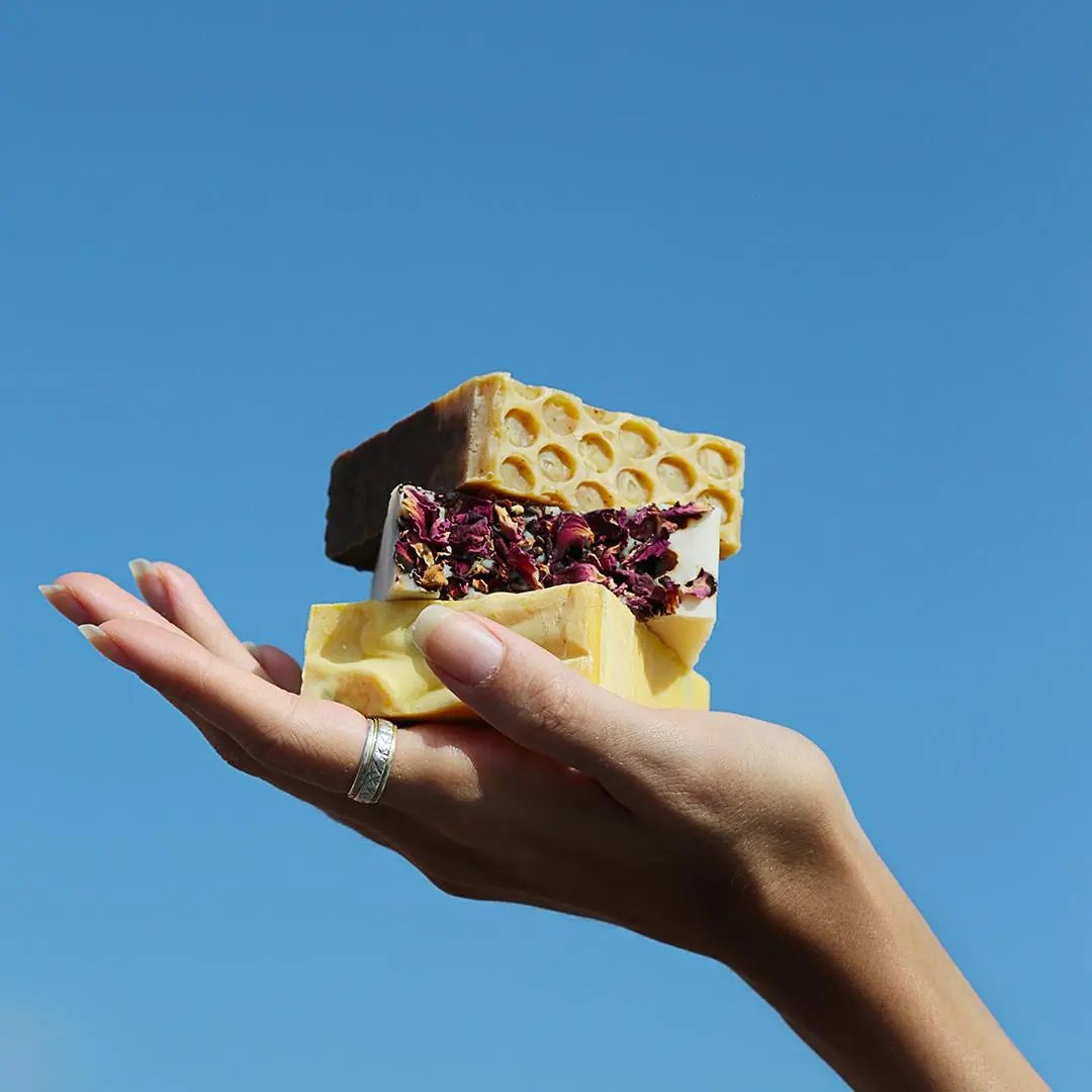 Soap - Scented Honey Pollen - Artisan Handmade