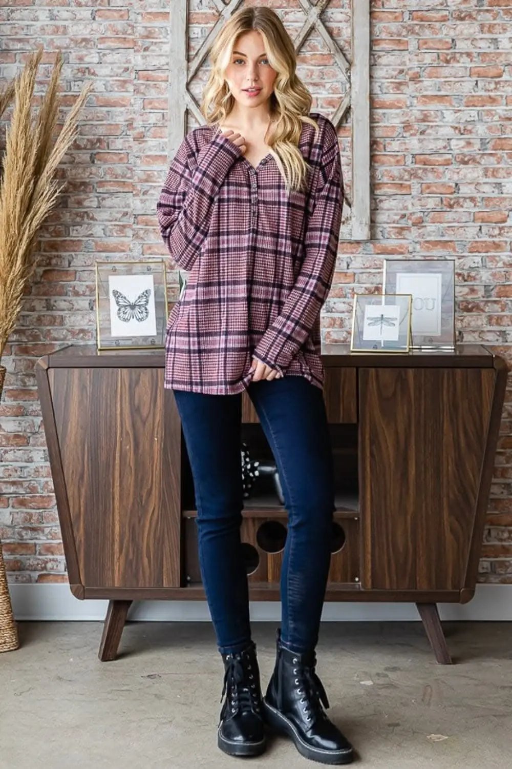 Trendsi Plaid V-Neck Top Women's Casual Long Sleeve Fashion Shirt