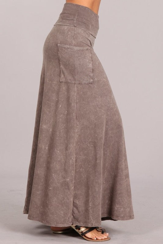 "Soft Mineral Wash Long Skirt with Stretchy Fabric and Subtle Colorway - Perfect for