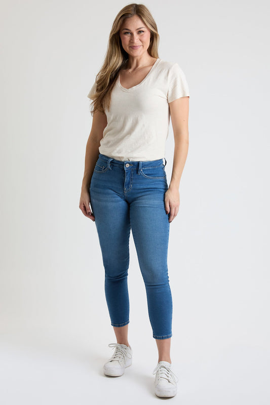 Women's Petite Sustainable High Rise Skinny Jeans — Star Product of the Day at Jeans.com