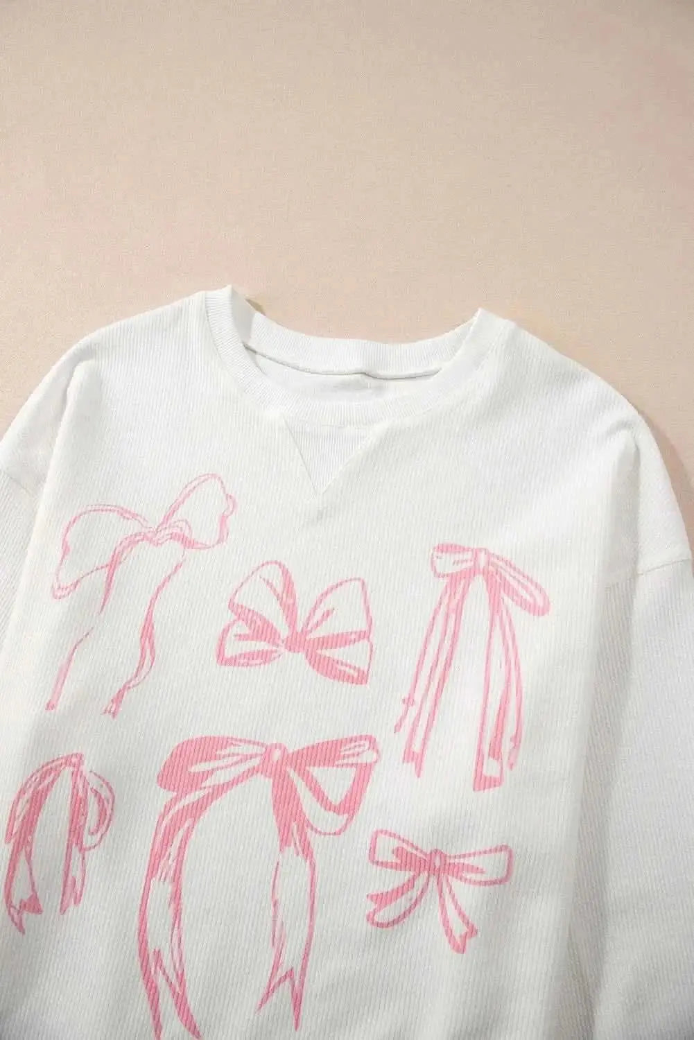 Trendsi Bow Sweatshirt Women's Casual Long Sleeve Top Comfortable Wear