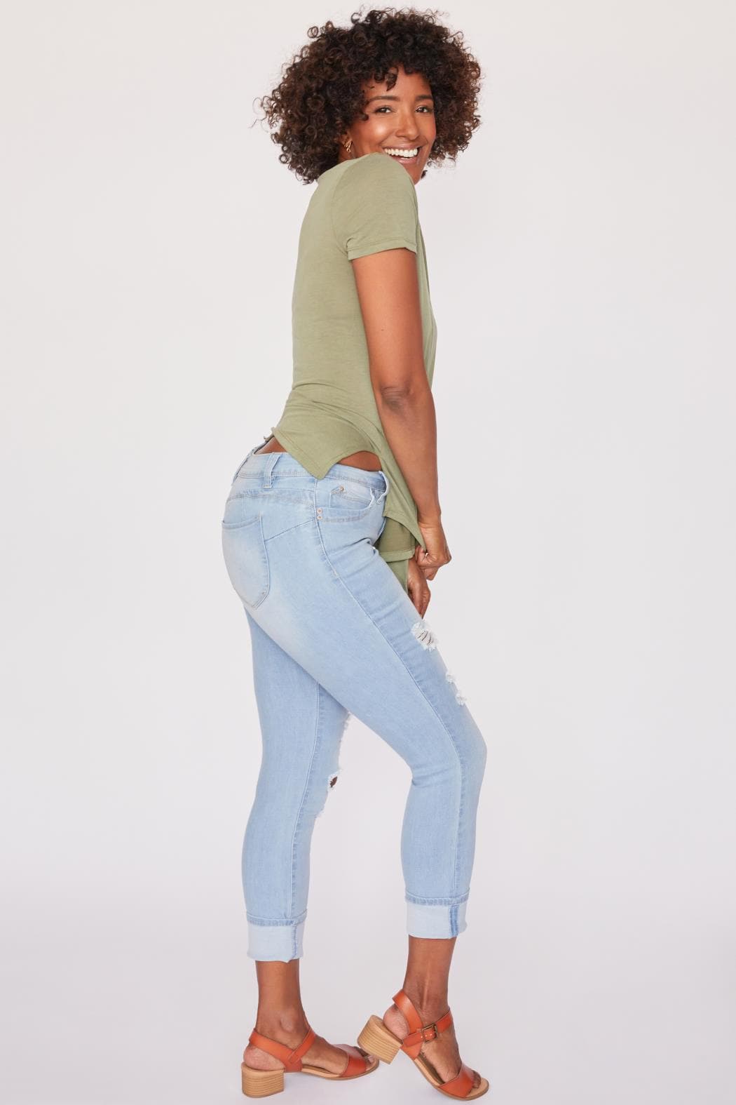 Women's Sustainable WannaBettaButt Mega Cuff Ankle Jeans