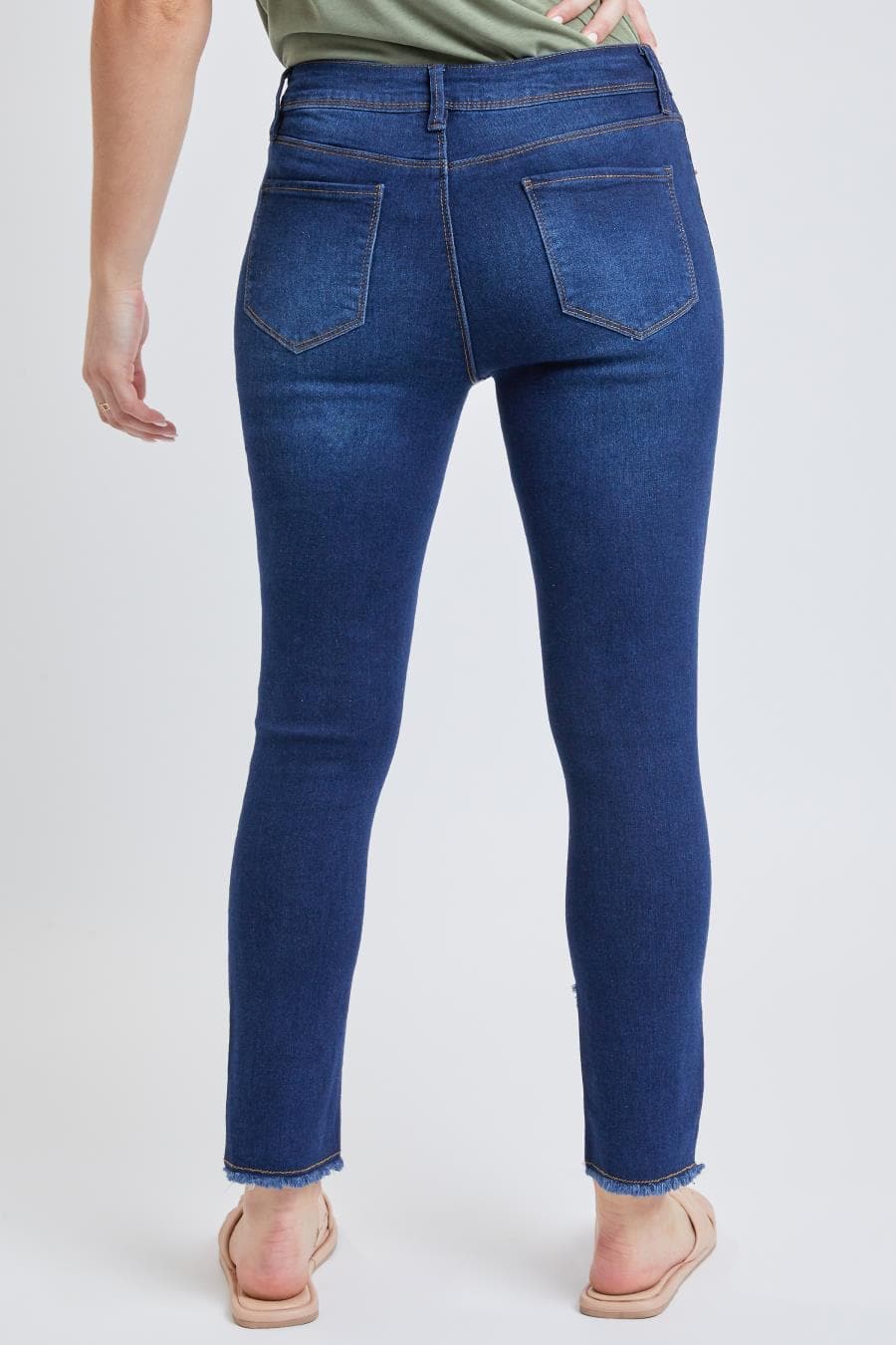 Women's High Rise Tulip Hem Ankle Jean
