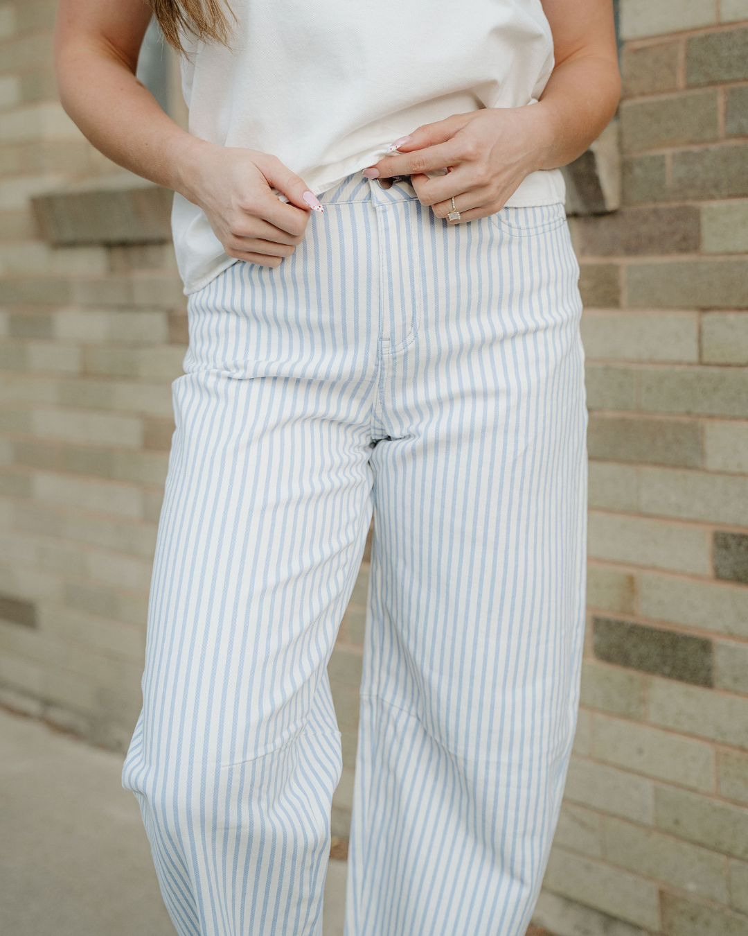 Lennox Stripe Casual Barrel Jeans