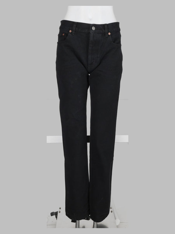 Straight Jeans in Deep Black