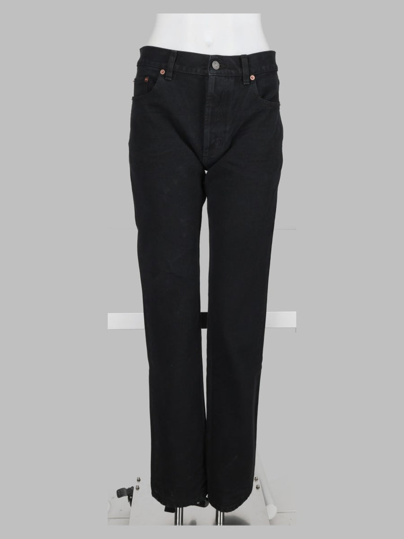 Straight Jeans in Deep Black
