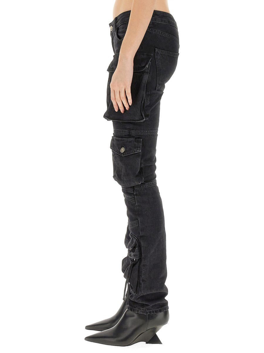 Low-Rise Cargo Jeans in Black