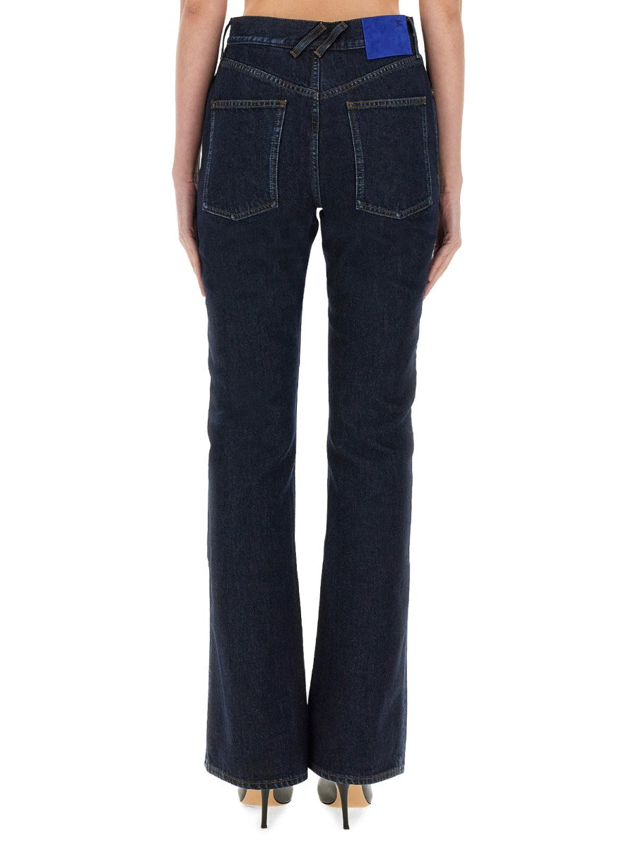 Jeans in Dark Rinse