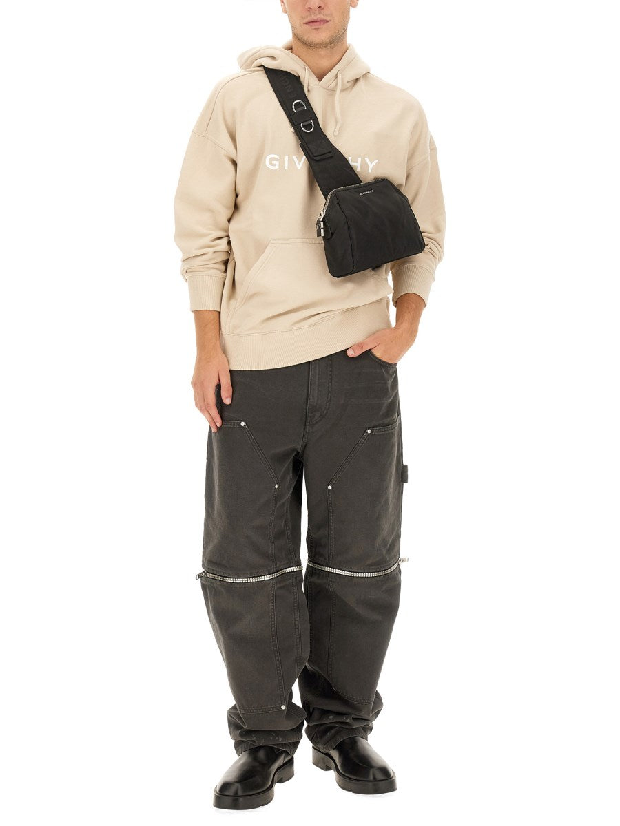Zip-Off Carpenter Jeans in Black