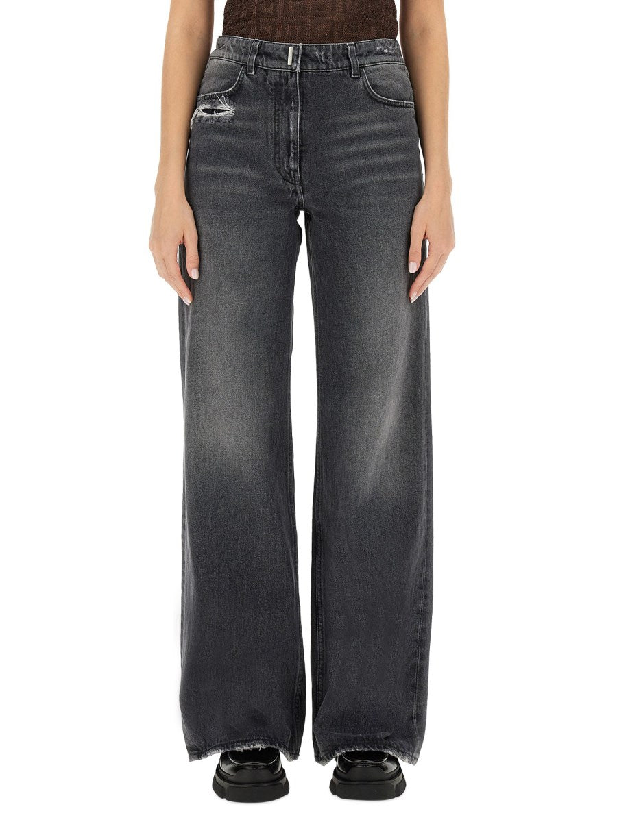Oversized Jeans in Faded Black