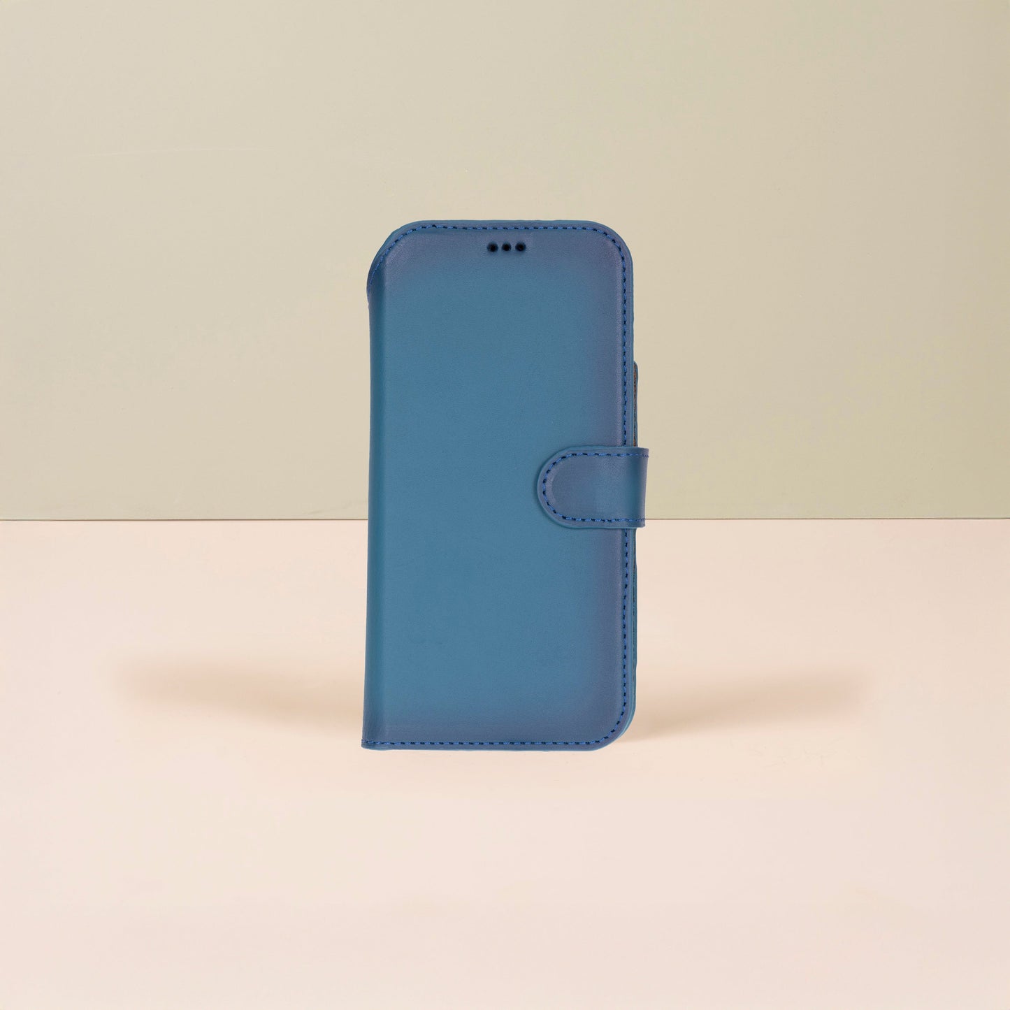 Leather iPhone 18 Pro Wallet Case – Blue - Austin