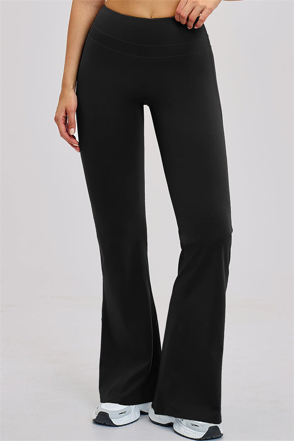 The Stride Sports Bra Flared Leggings 2-Piece Set