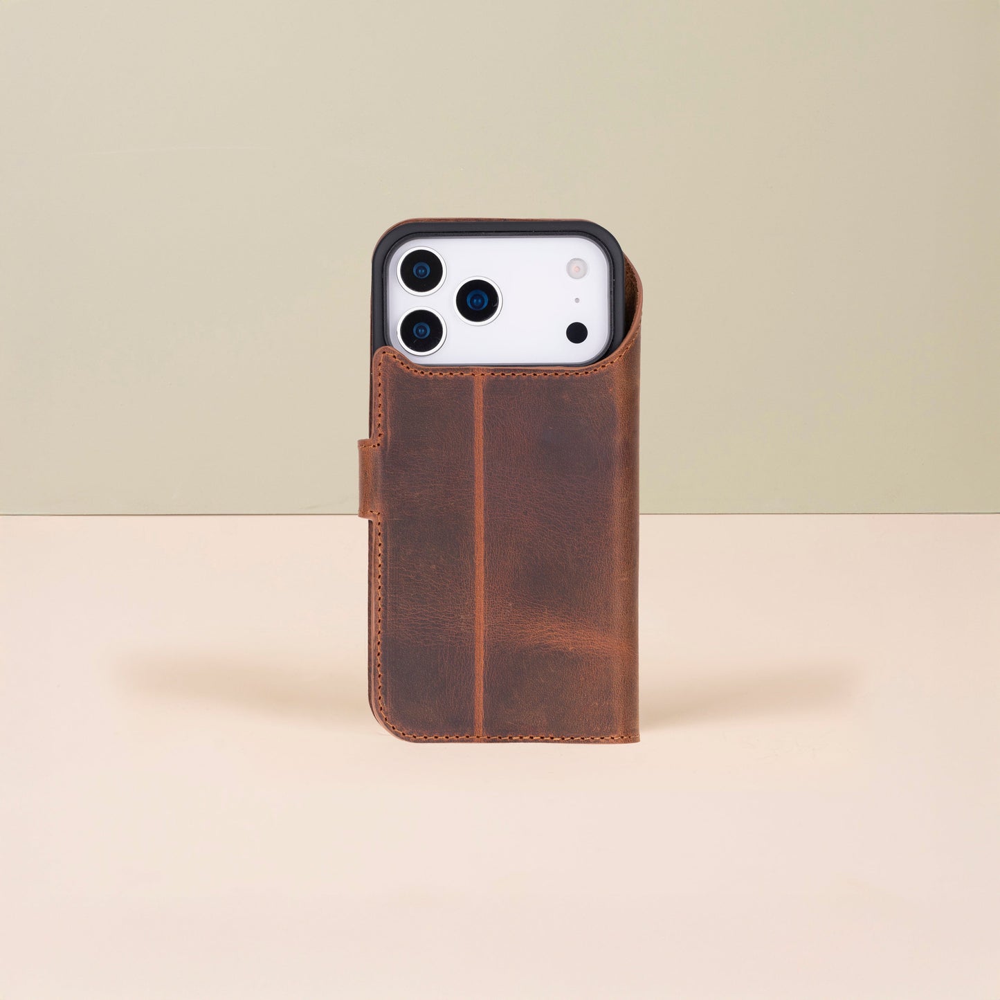 Leather iPhone 18 Pro Wallet Case – Brown - Austin