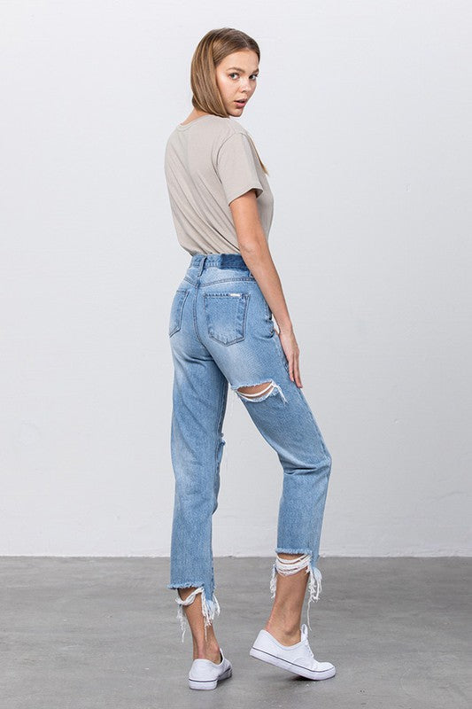 HIGH WAIST TAPERED JEANS