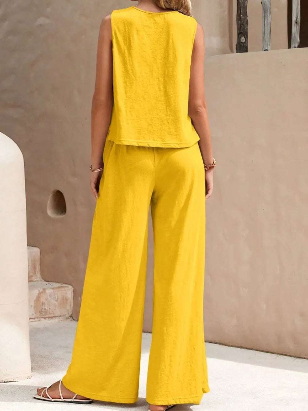 Round Neck Sleeveless Top & Wide Leg Pants Set – Two-Piece
