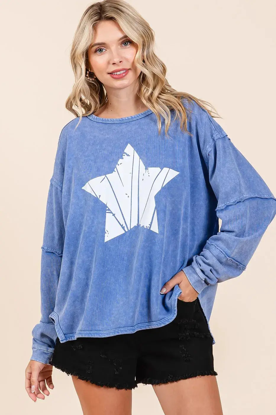 Women's Long Sleeve Top - Star Graphic Mineral Wash - Trendy & Comfy