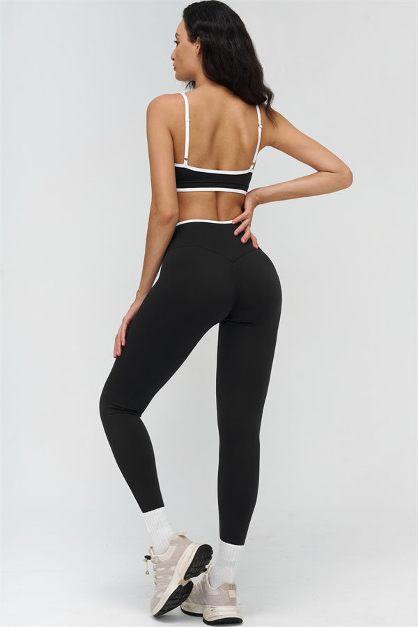 The Crave Contrast Sports Bra Leggings 2-Piece Set