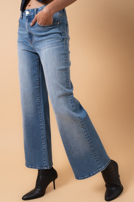 Denim high rise jean