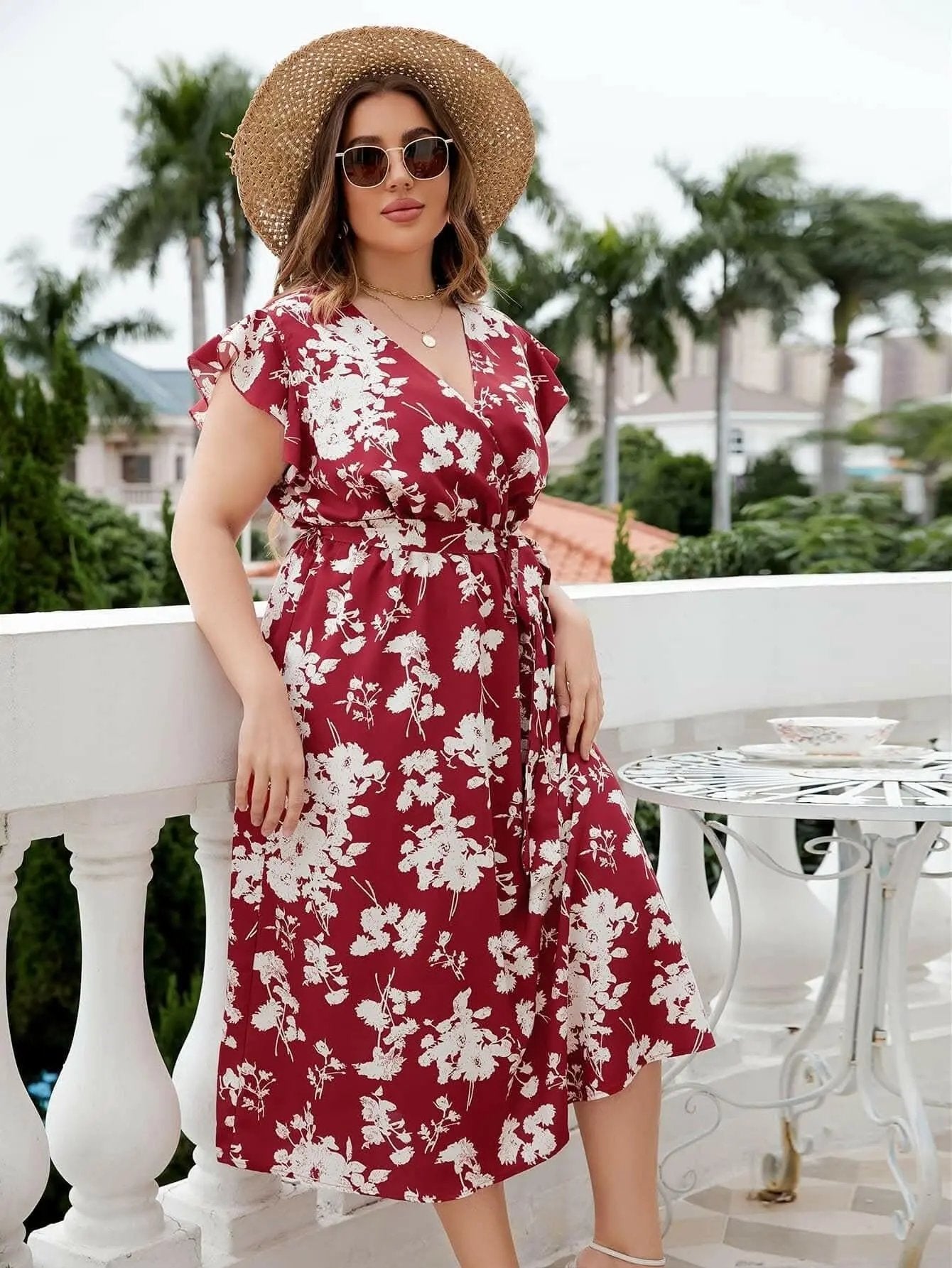 Trendsi Floral Plus Size Women's Midi Dress - Flattering Fit, Trendy Style