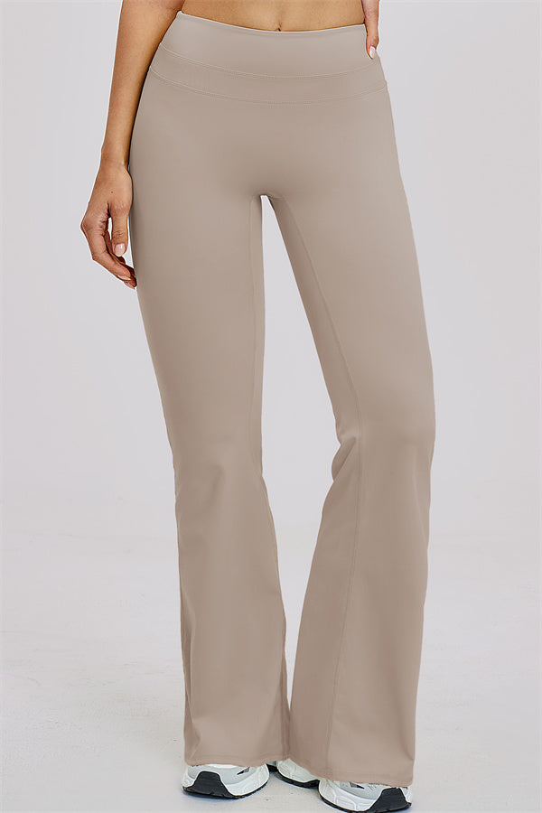 The Stride Sports Bra Flared Leggings 2-Piece Set
