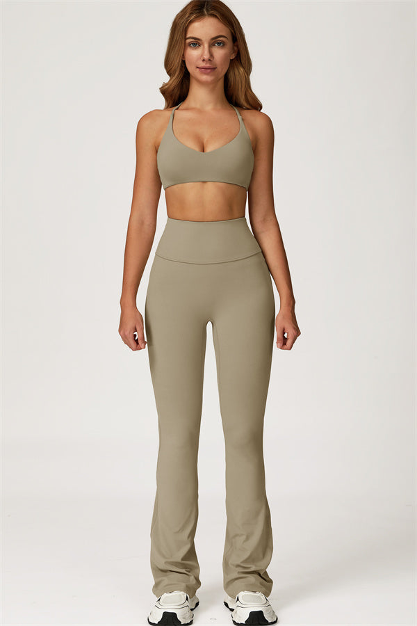 The Lily Sports Bra Flared Leggings 2-Piece Set