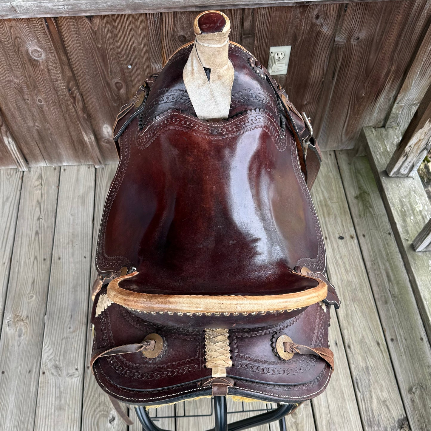 17" J.C.M. Smooth Ranch Saddle