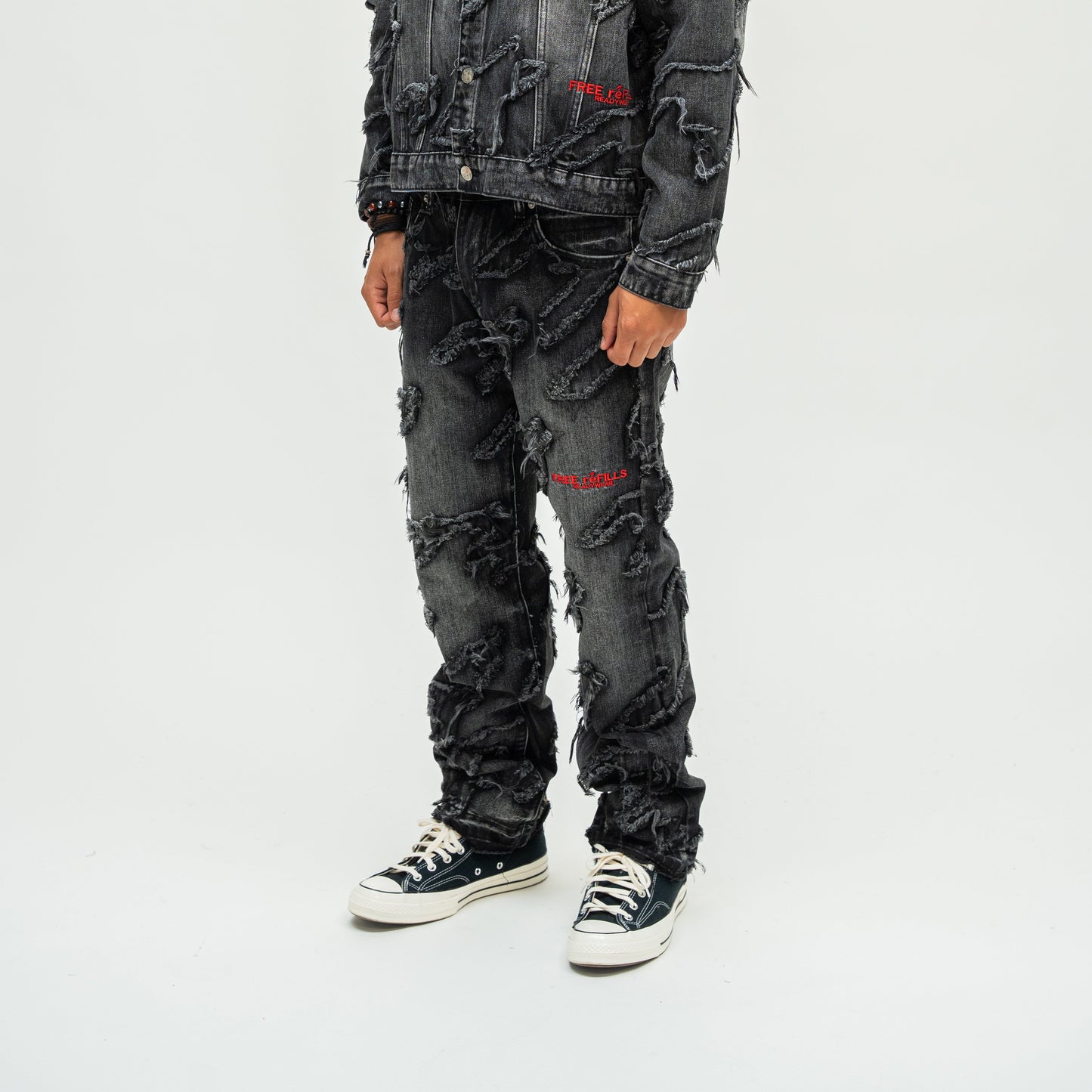 Checks Distressed Denim Pants - Black