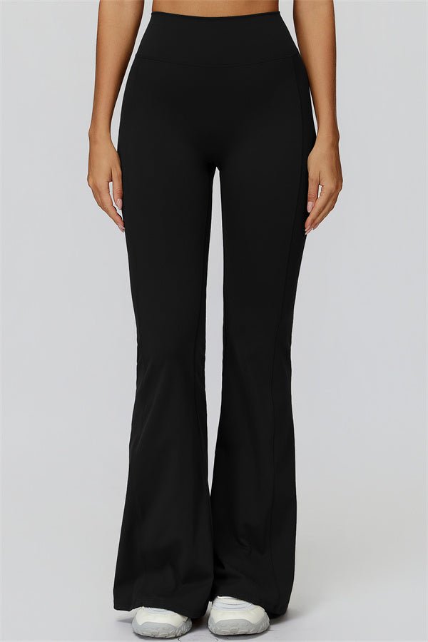 The Fyra Sports Bra Flared Leggings 2-Piece Set