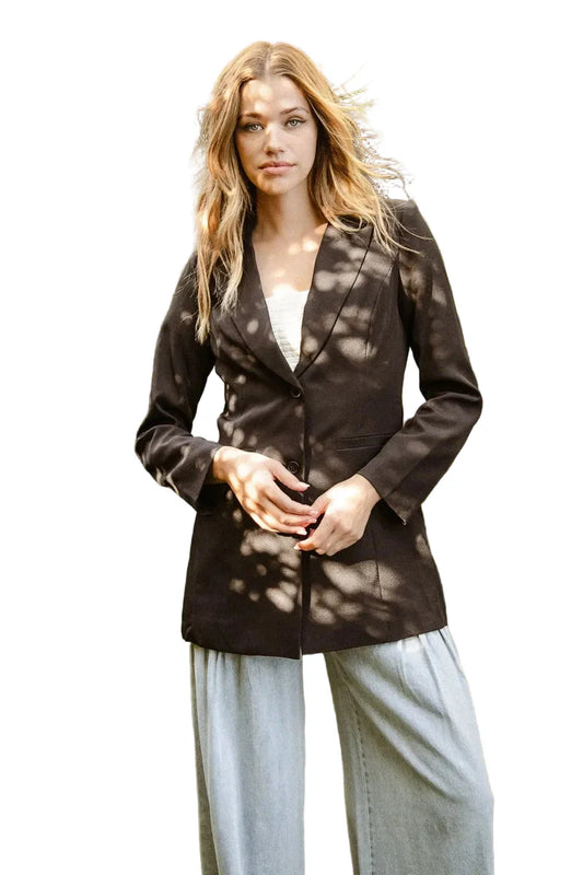 Single Breasted Peaked Lapel Blazer