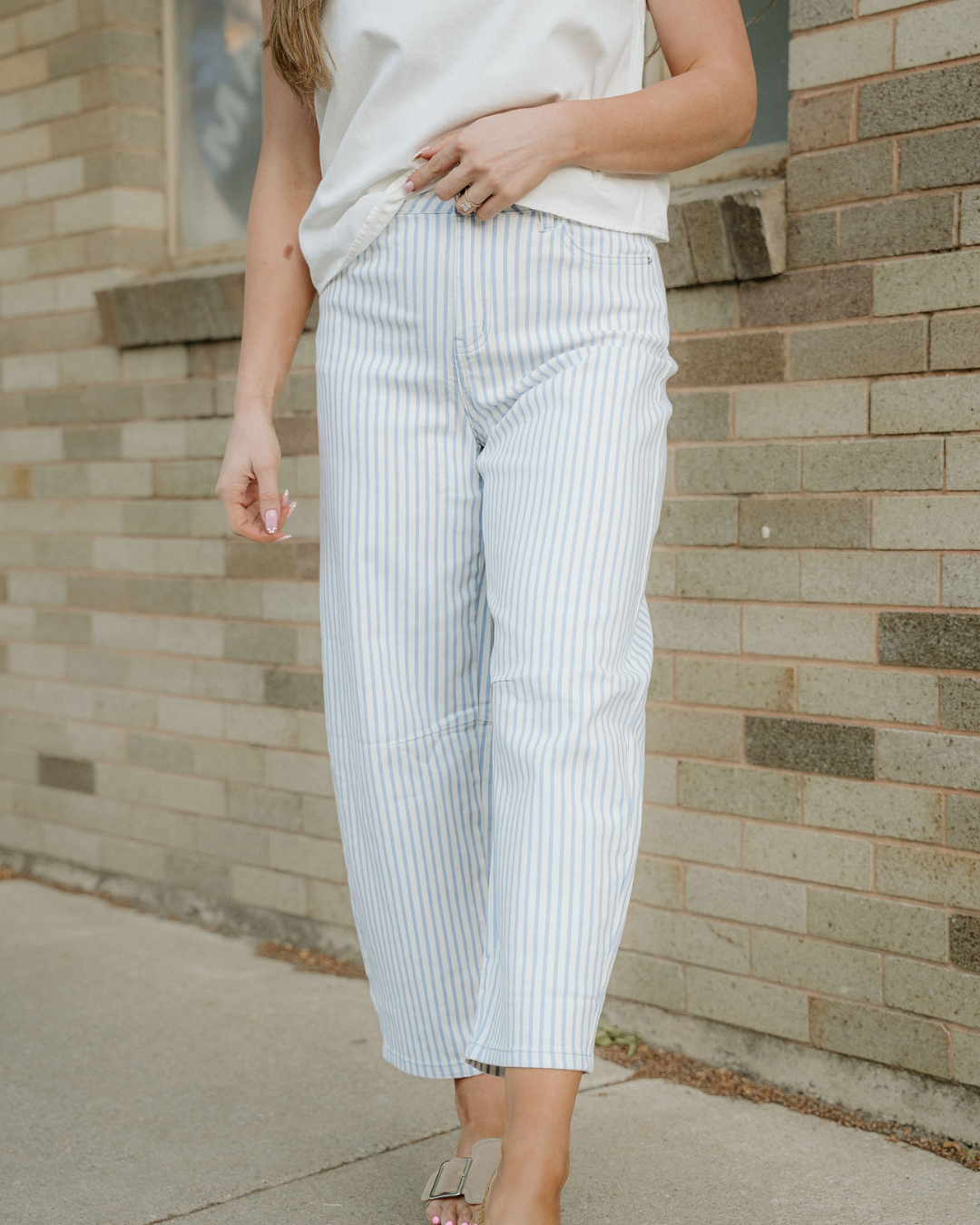 Lennox Stripe Casual Barrel Jeans