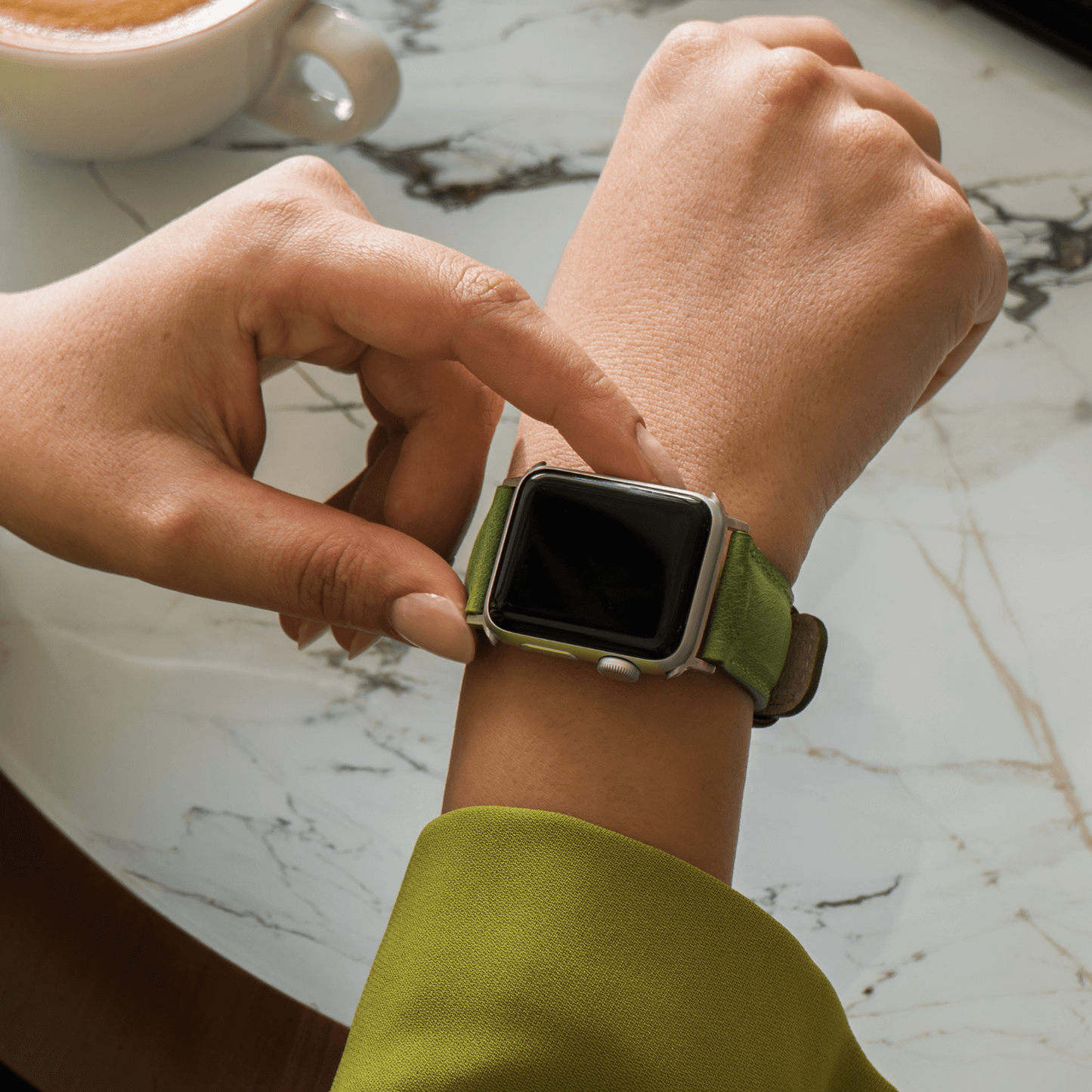 Apple Watch Dark Brown Leather Strap - Boston