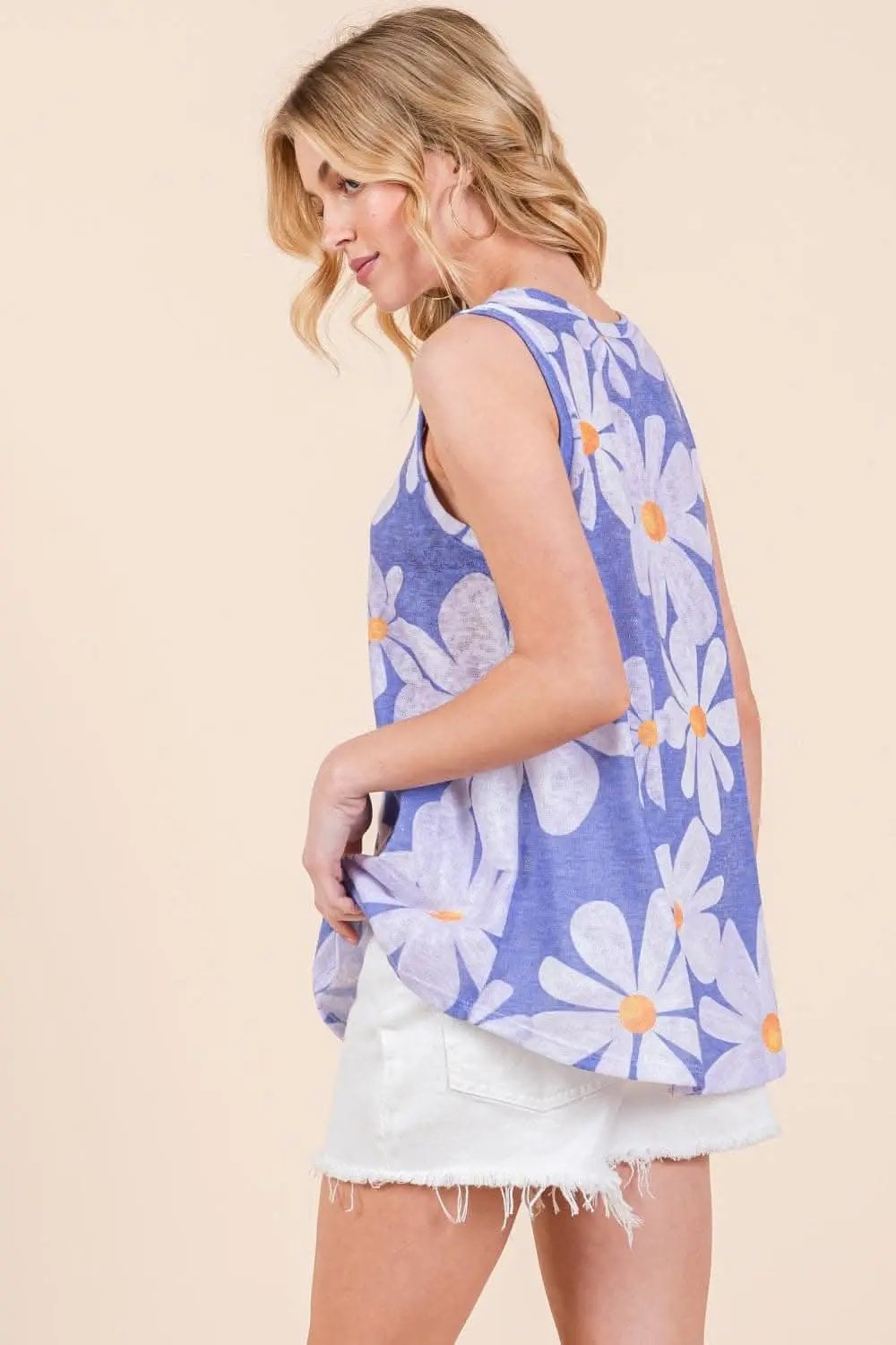 Trendsi BOMBOM floral tank top - soft fit